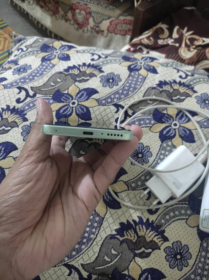 Xiaomi Redmi Note 13 9