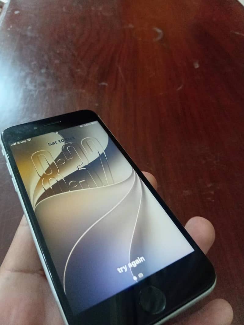 Apple iPhone SE 4