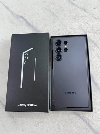 Samsung Galaxy S25 Ultra in excellent condition.  512GB Storage