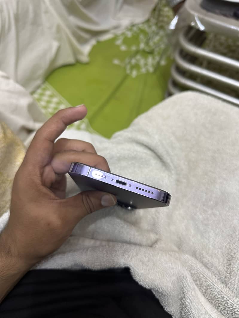 iPhone 14 Pro Max jv 4