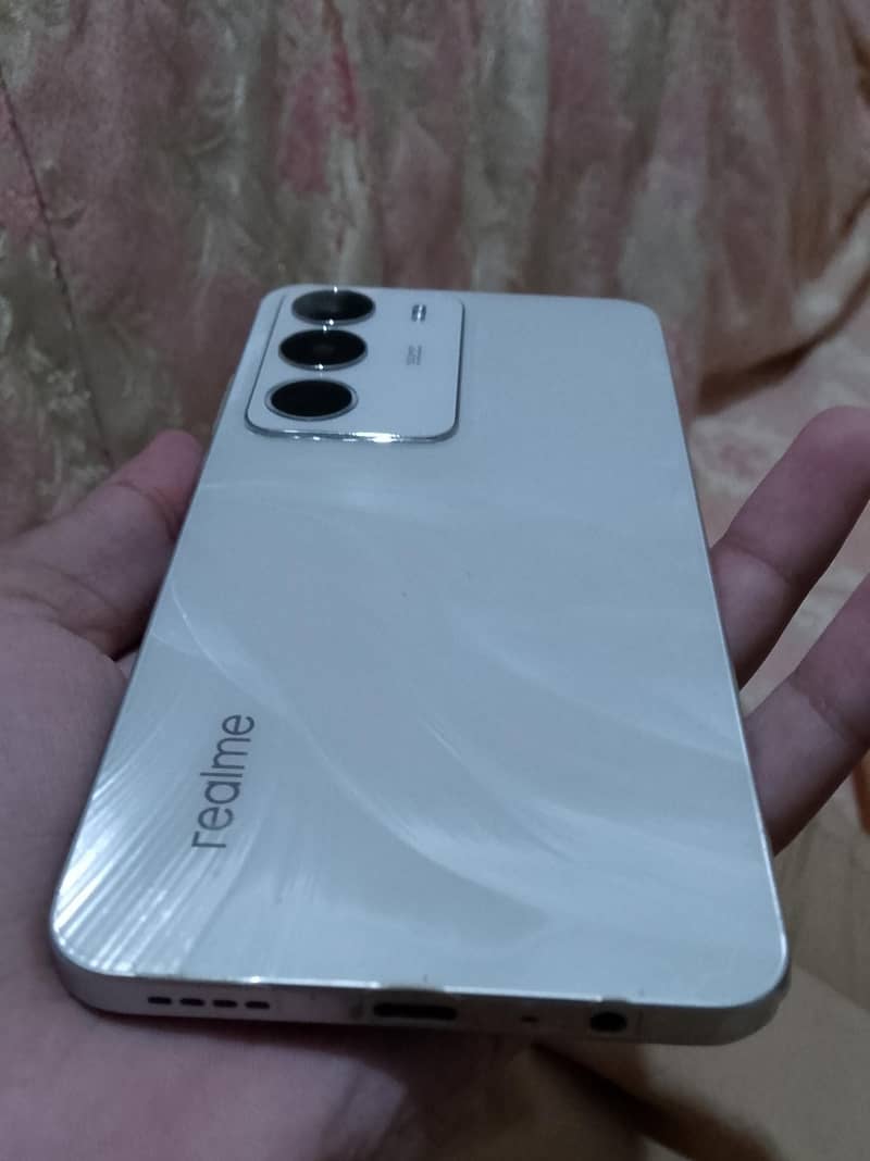 Realme C71 0