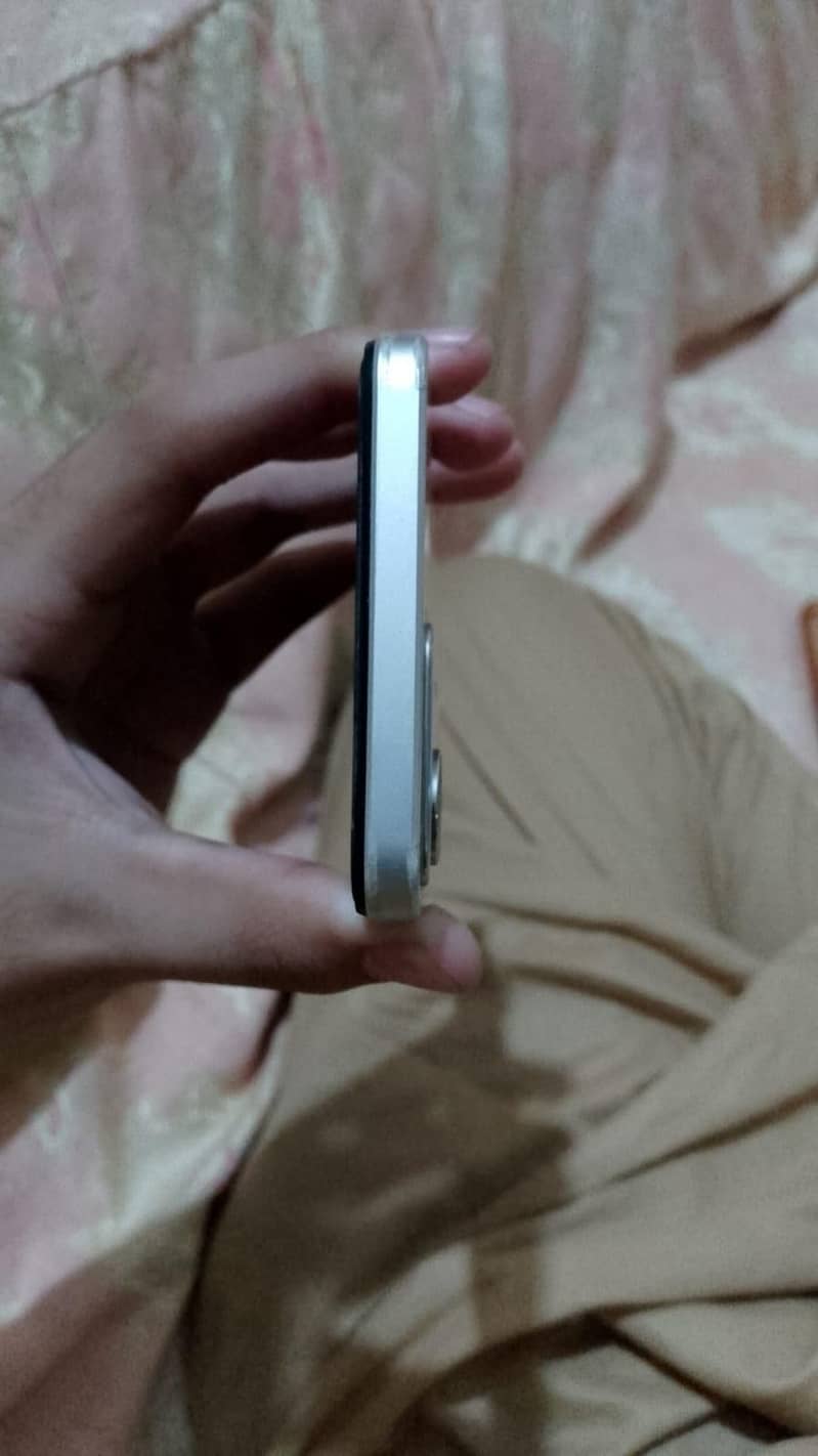 Realme C71 3