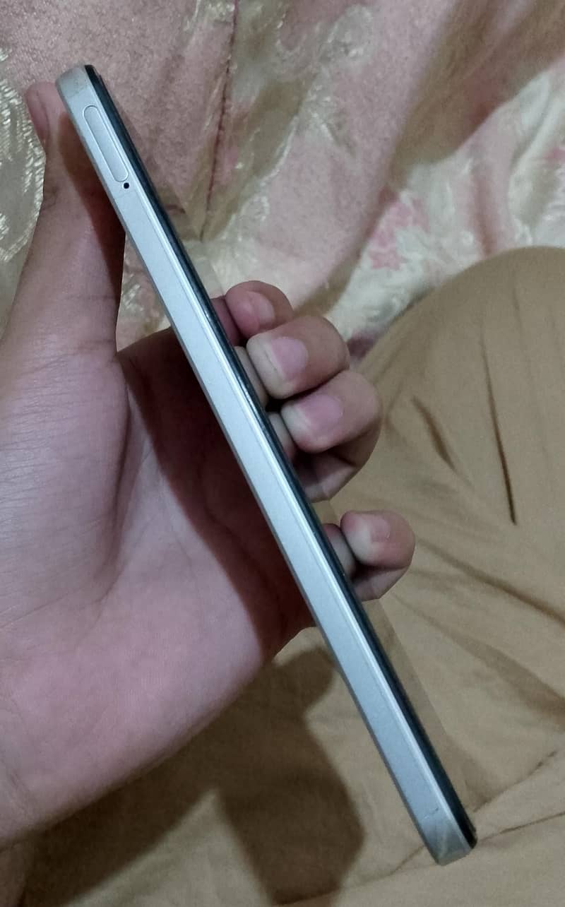 Realme C71 4