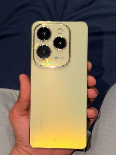 Infinix Hot 40 Pro
