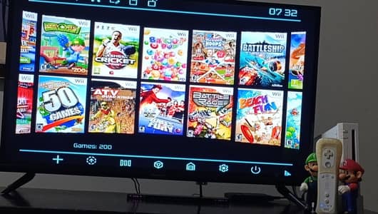 Boxed Nintendo 200 Wii  + 4000 Retro Games Console Bundle