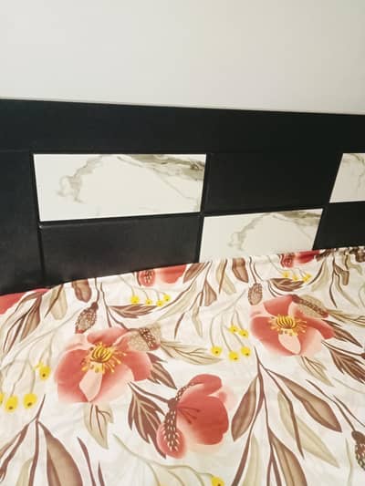 bed wooden