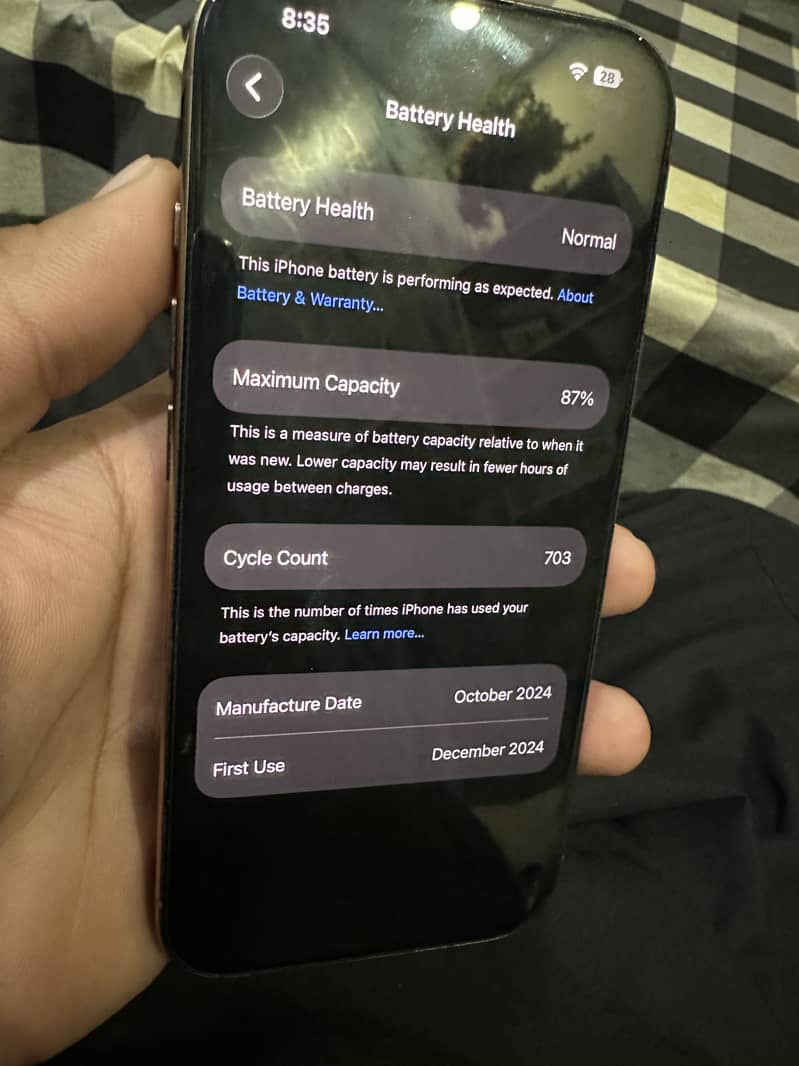 Apple iPhone 16 Pro 3