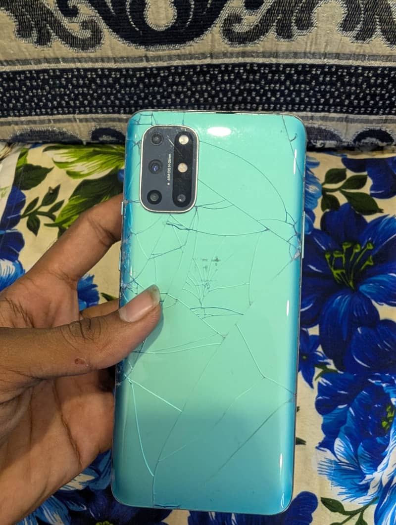 One Plus 8T 1