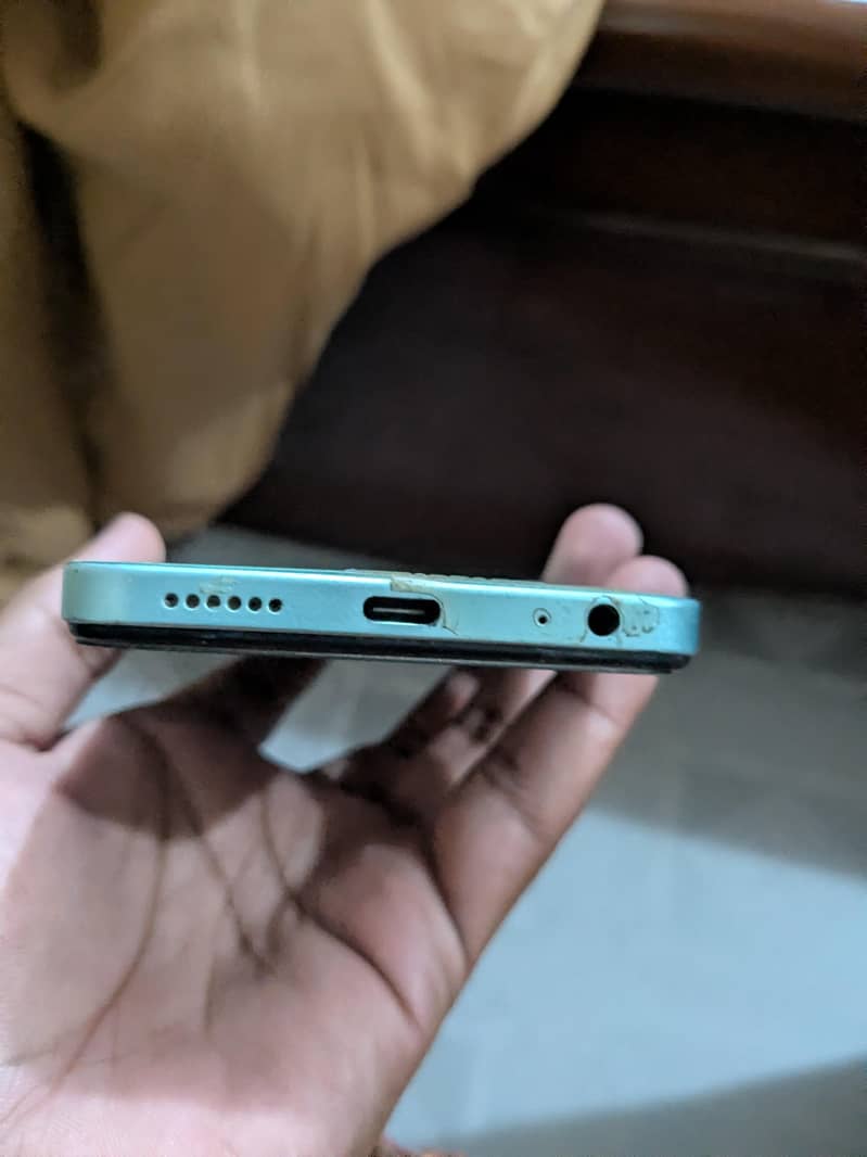 Infinix Smart 8 4