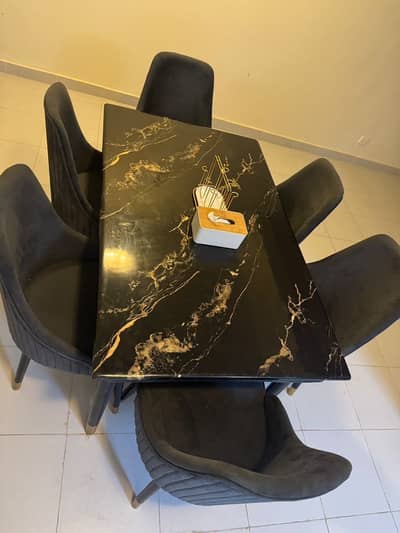 6 Seater Dining Table