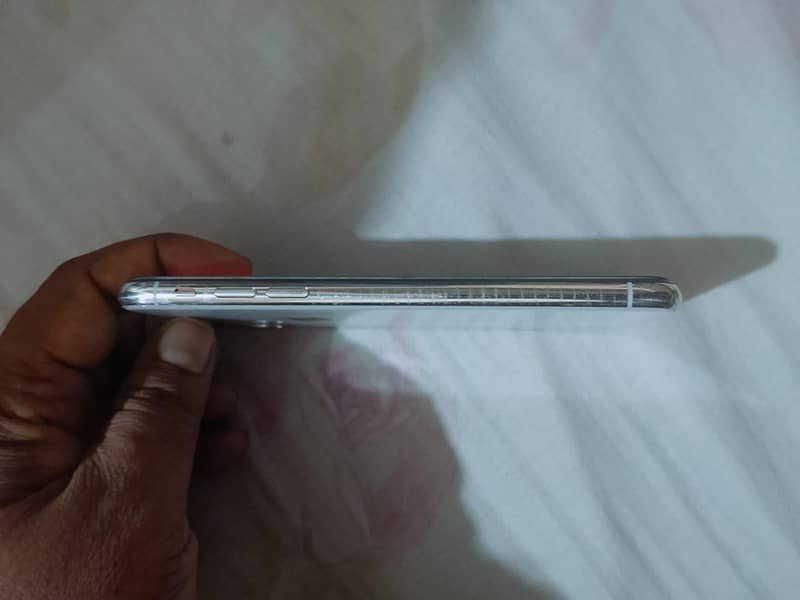 Apple iPhone X 1