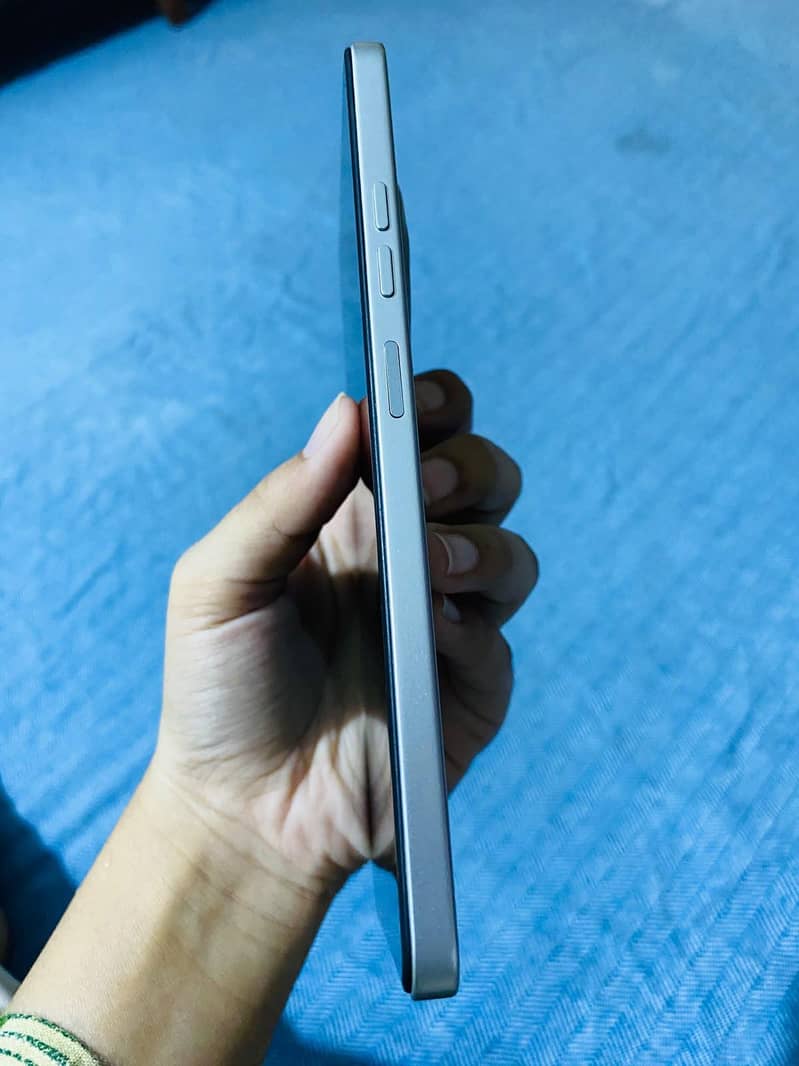 Tecno Spark 30 4