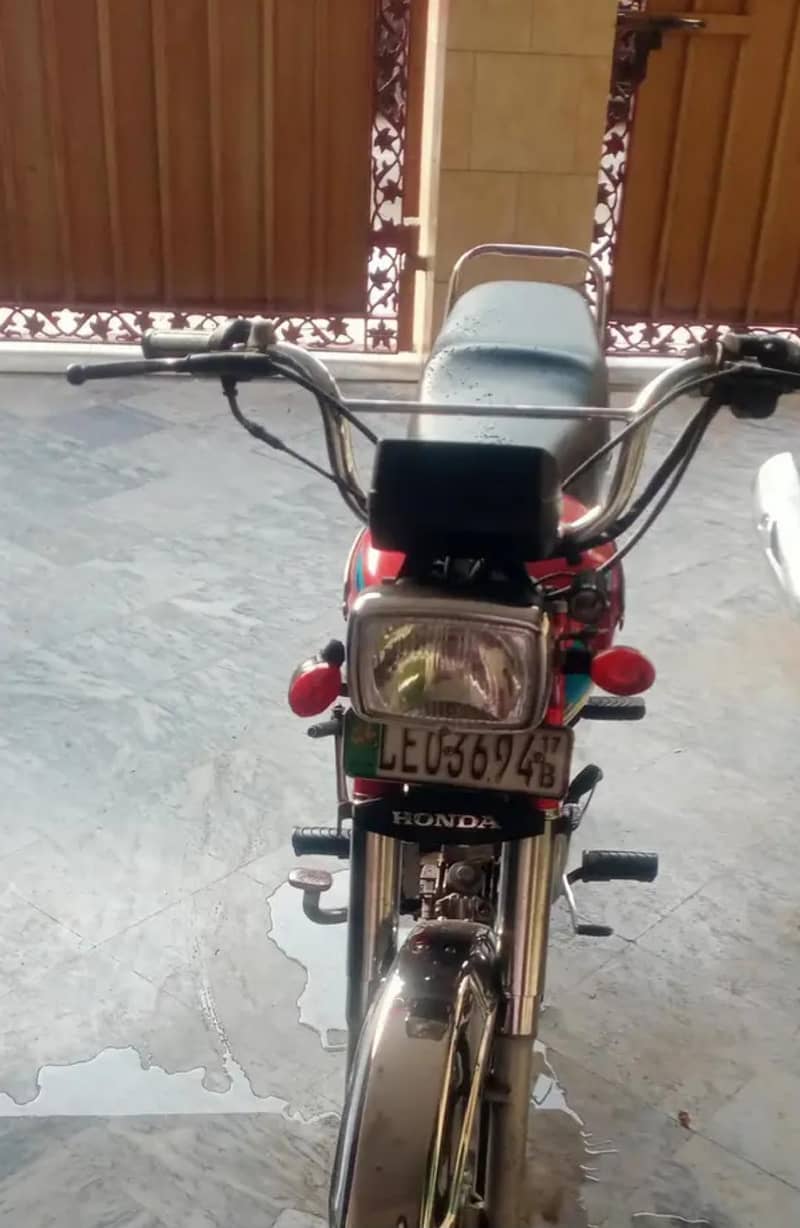 dhoom 2013 model 2