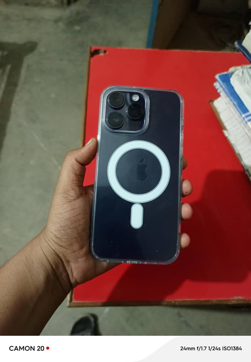 Apple iPhone 14 Pro Max 1