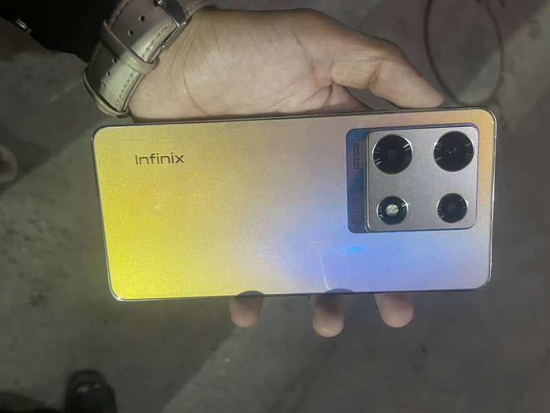 Infinix Note 30 Pro 4