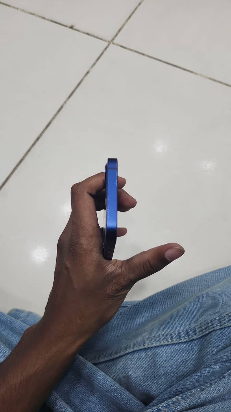Apple iPhone 12 mini 5