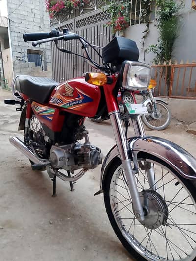Honda CD 70 genuine bike urgent sale
