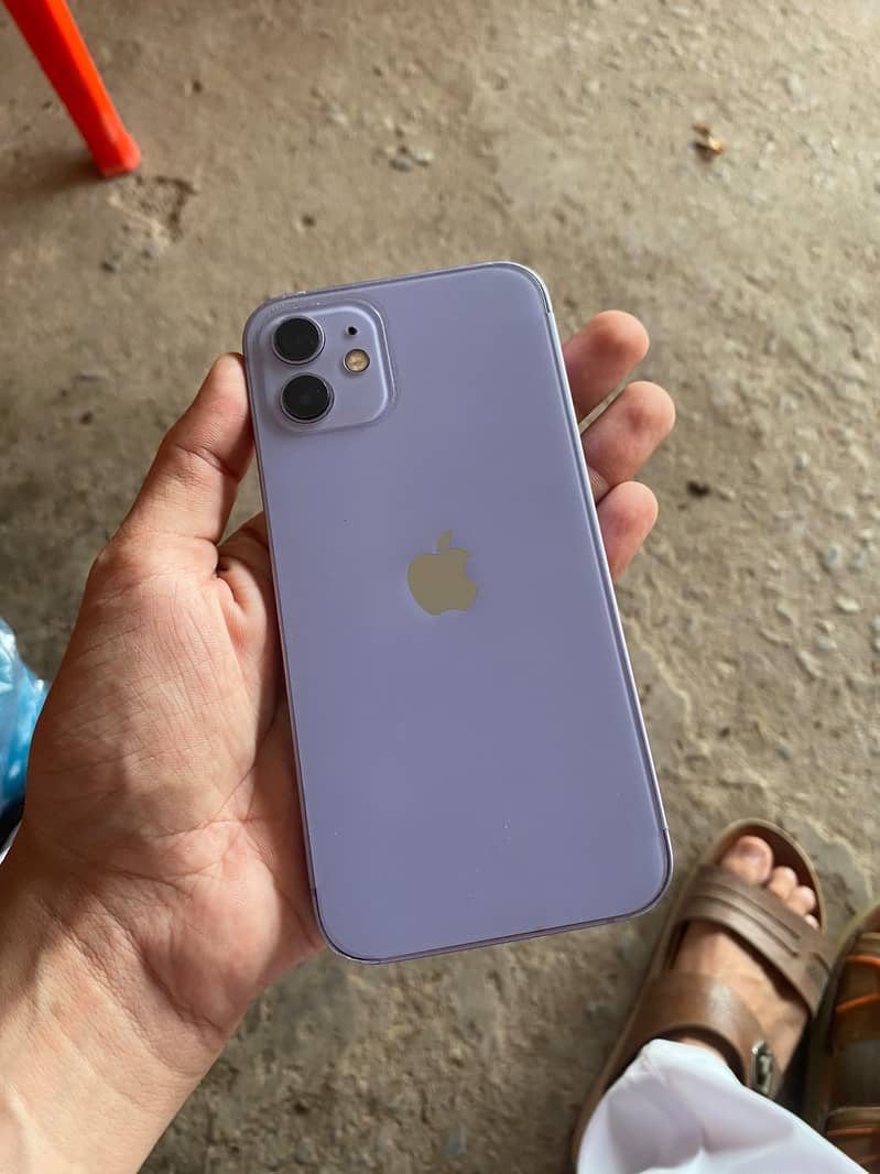 Apple iPhone 12 0