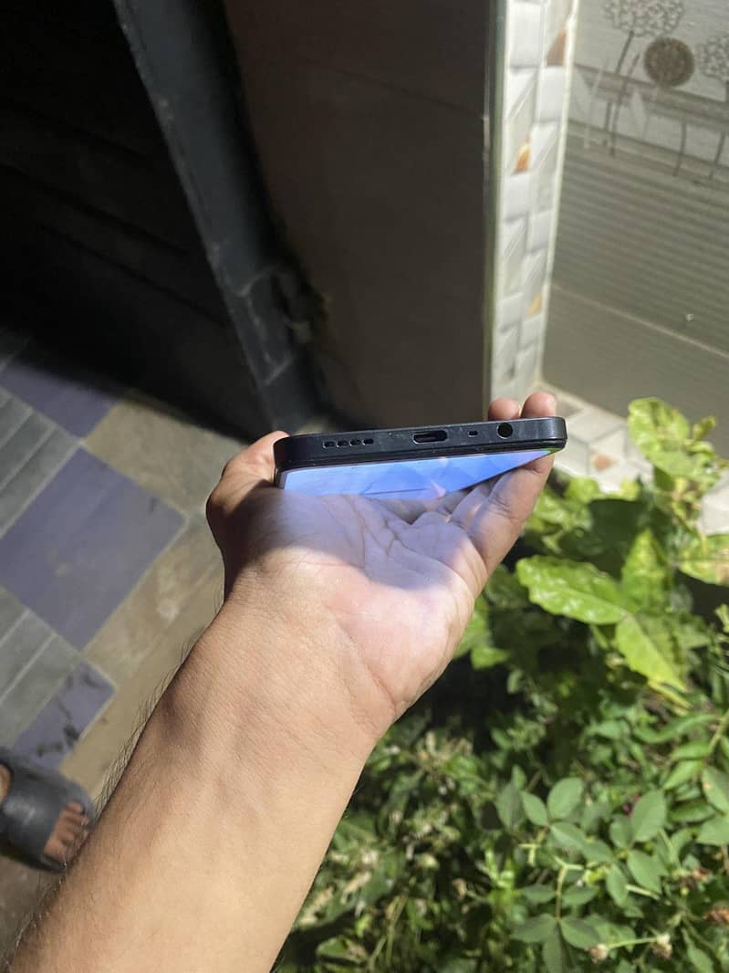 Realme C53 4
