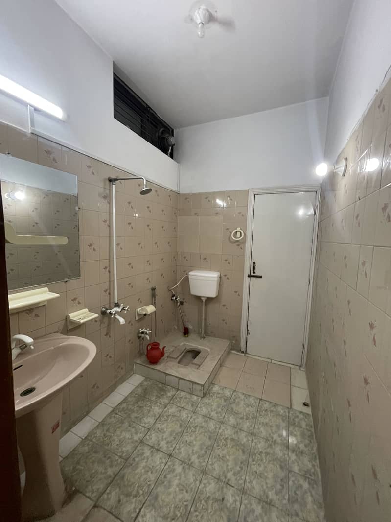 Ground portion For Rent 0