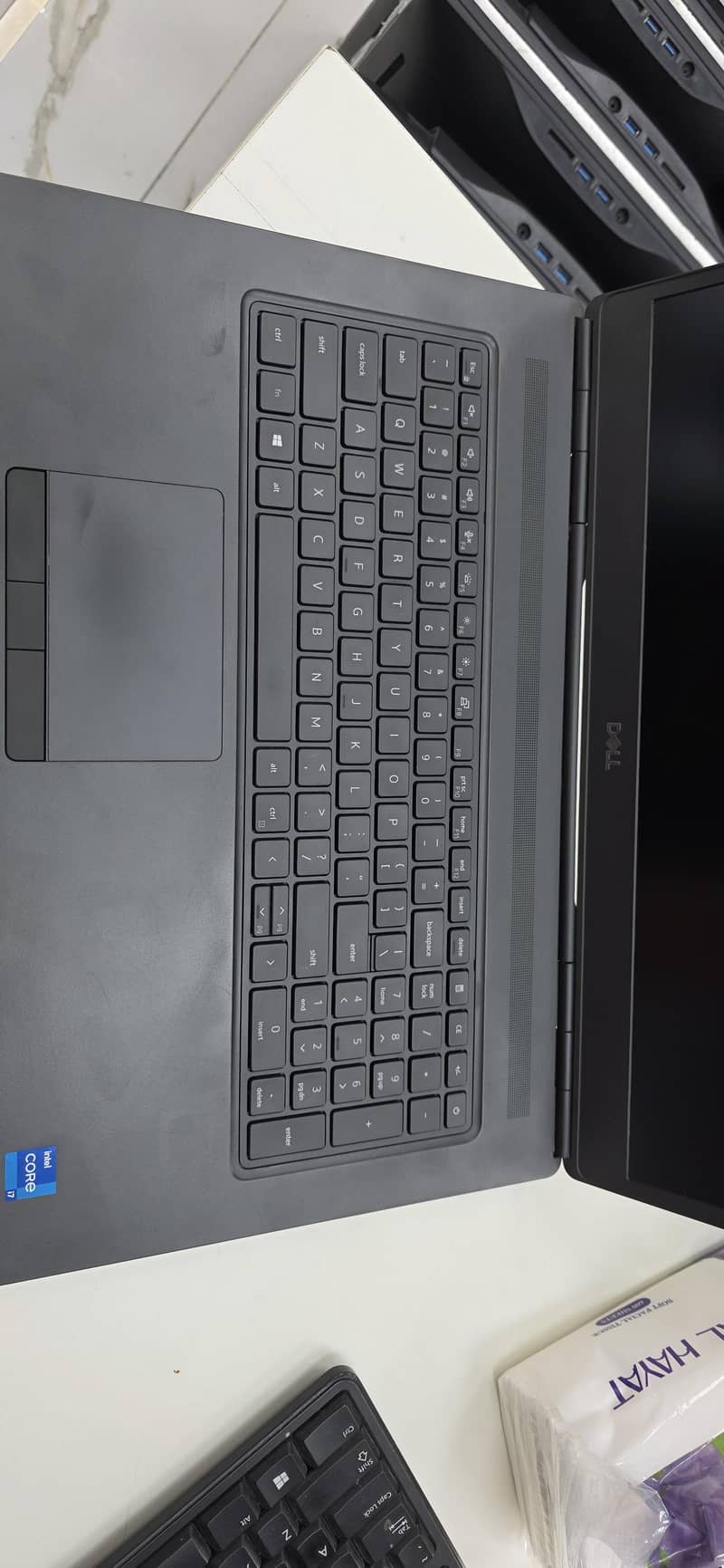 Dell Precision 7760 2