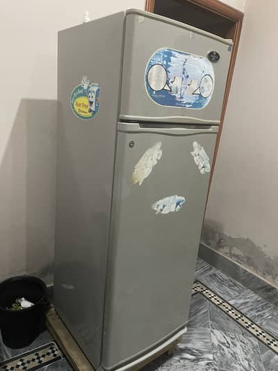 Dawlance fridge for sale