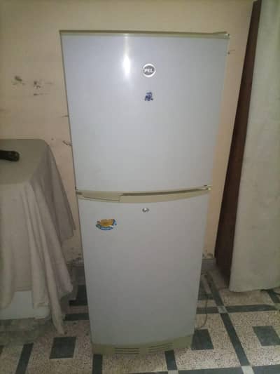 PEL refrigerator for sale very good condition