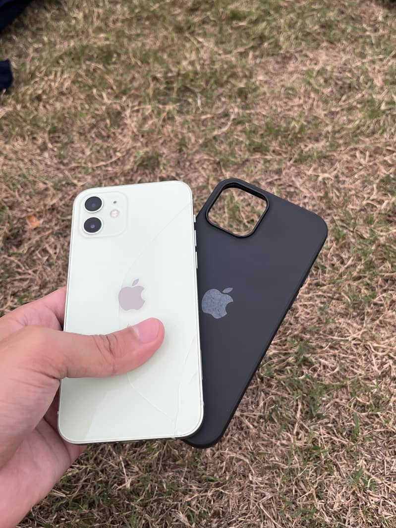 Apple iPhone 12 2