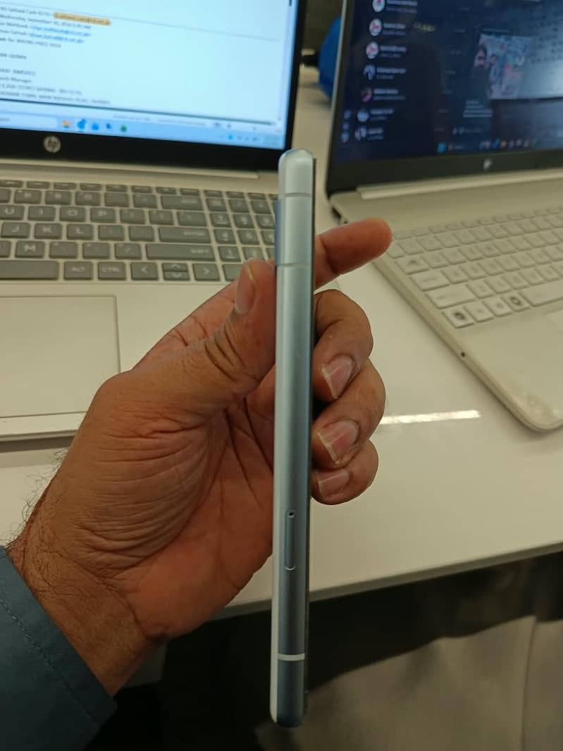Google Pixel 7a 1