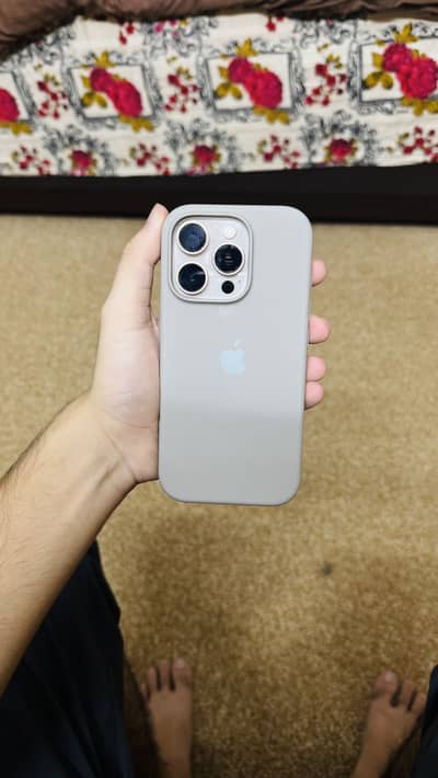 APPLE iPHONE 16 PRO 128 GB JV