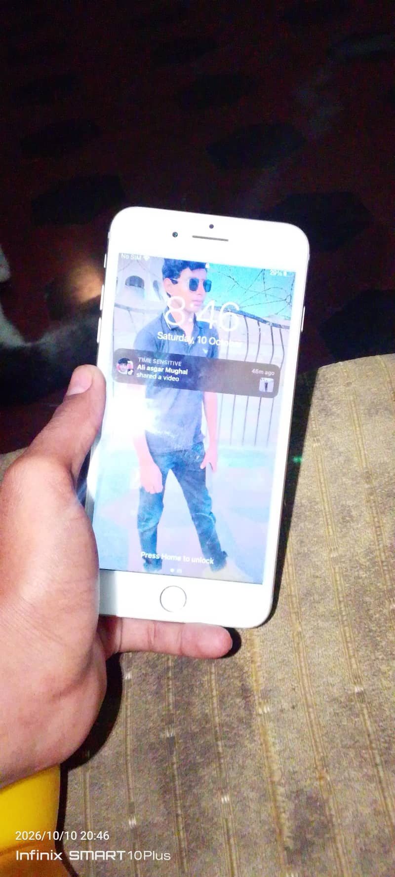 Apple iPhone 7 Plus 0