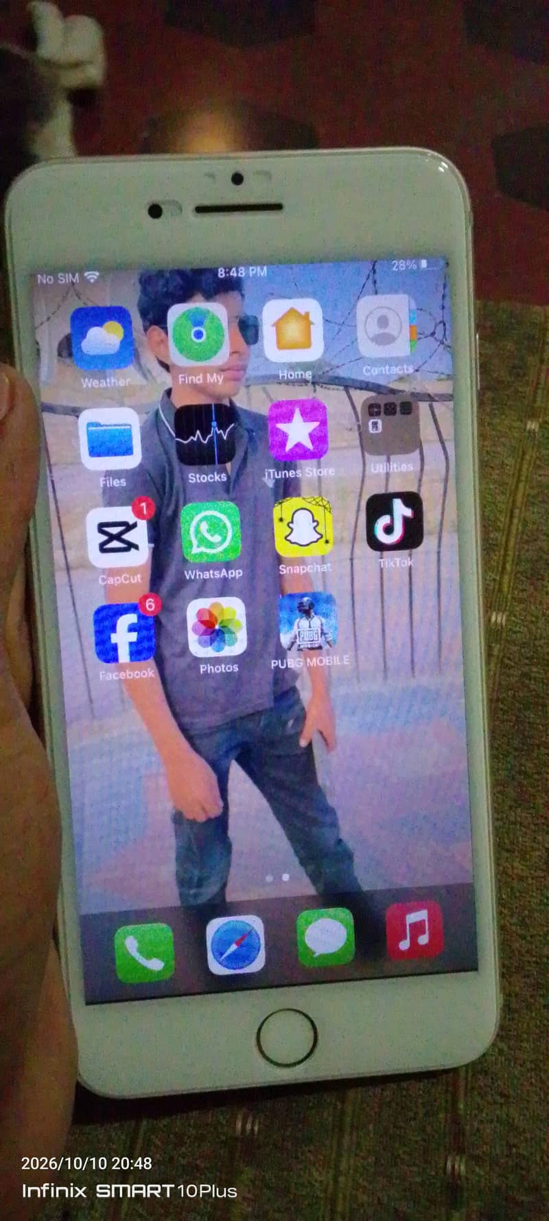 Apple iPhone 7 Plus 4