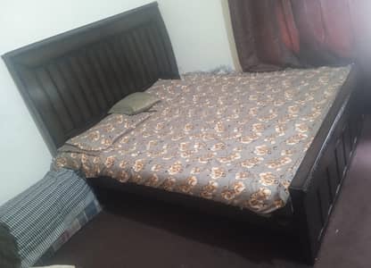 King Size Bed Set&Almost NewMattress Strong&Durable o3o273oo443