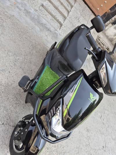 YJ future scooty for sale