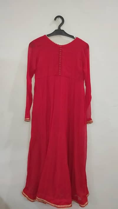 red frock 10/10 condition price 4000