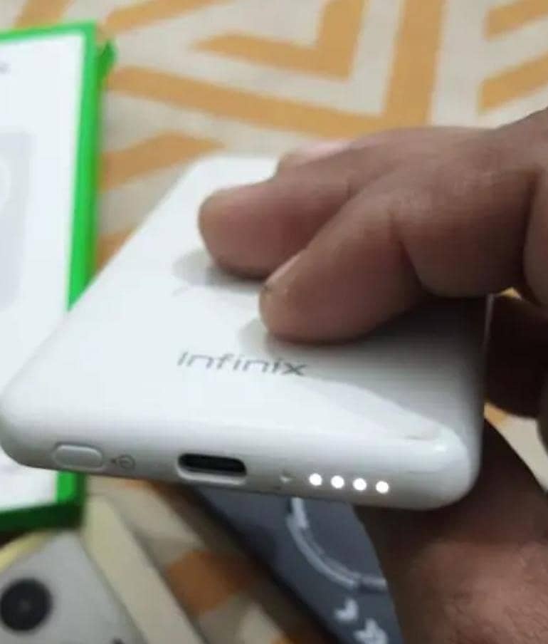Infinix Note 40 4
