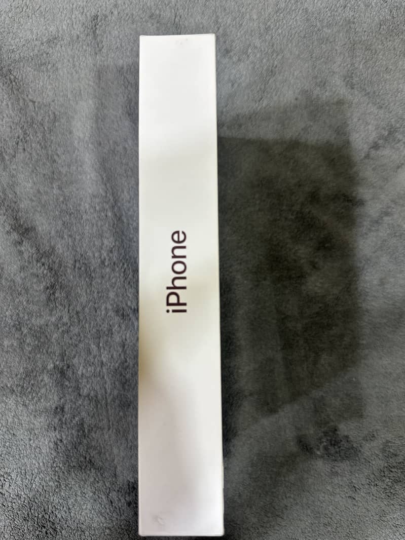 Apple iPhone 18 Pro Max 4