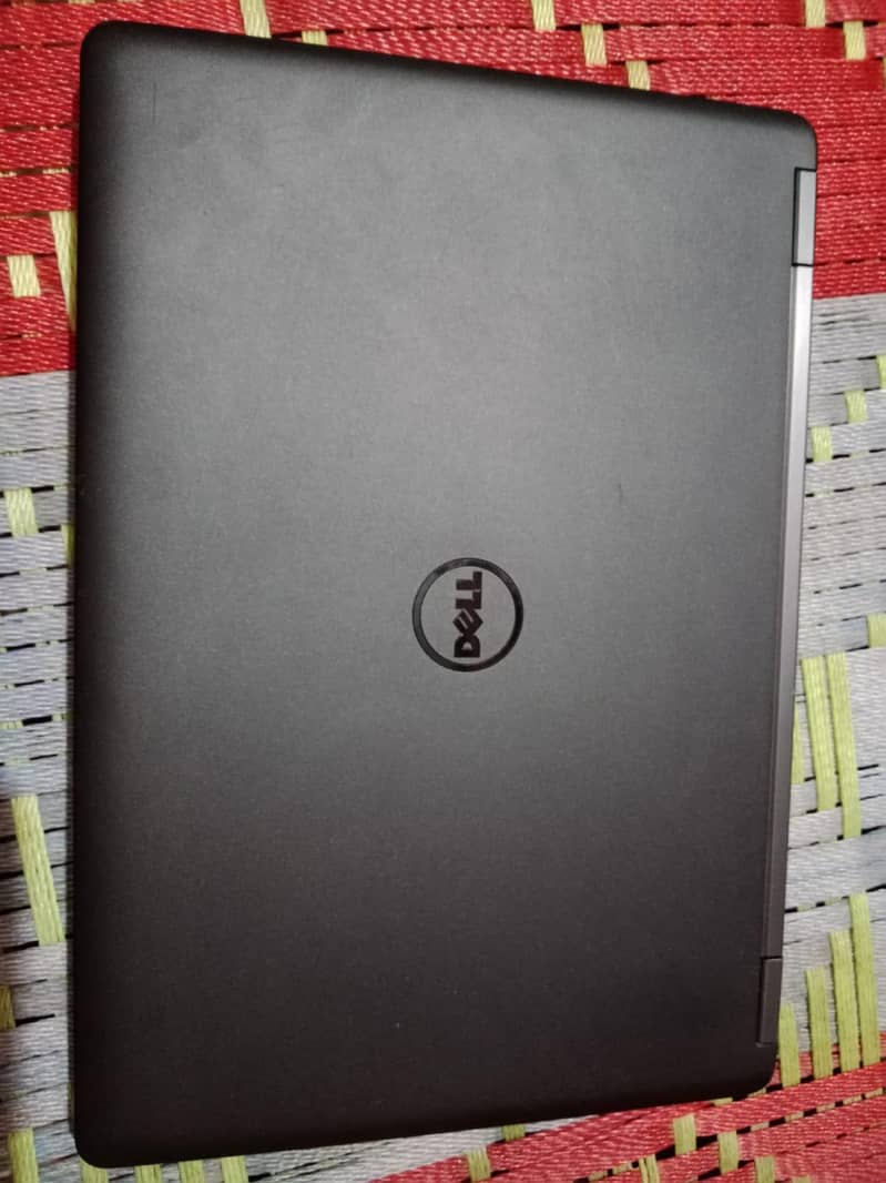 Dell Latitude 0