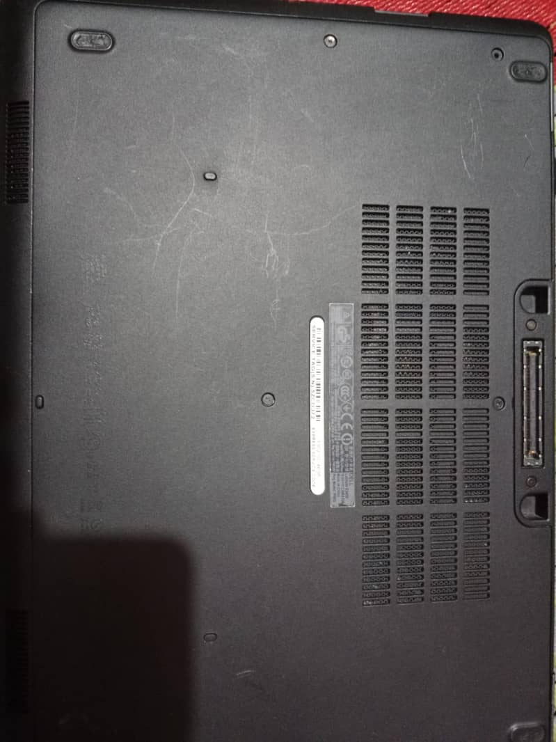 Dell Latitude 2