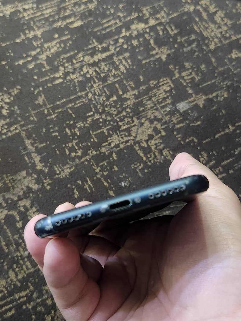 Apple iPhone SE 3rd 4