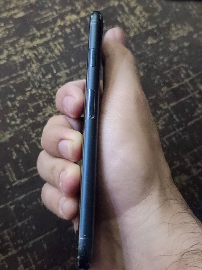 Apple iPhone SE 3rd 7