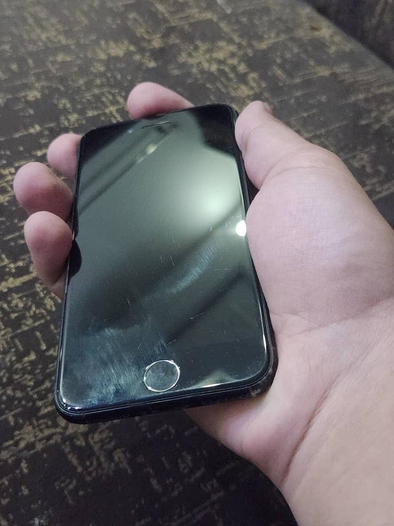 Apple iPhone SE 3rd 11