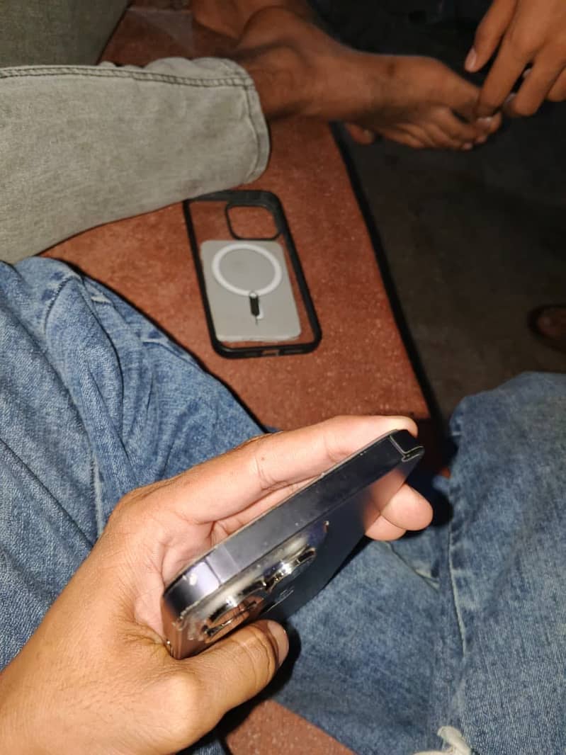 Apple iPhone 14 Pro Max 3