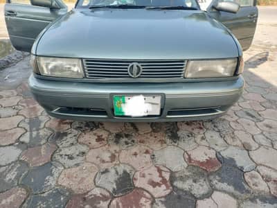 Nissan Sunny 1990