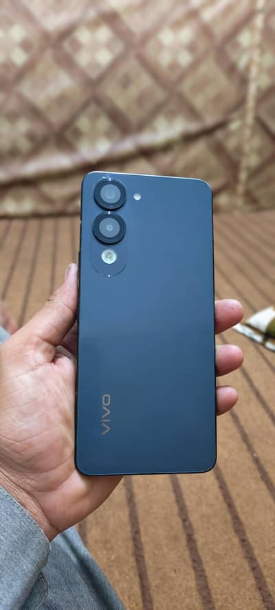 Vivo Y04 . Whatsapp 03011027070
