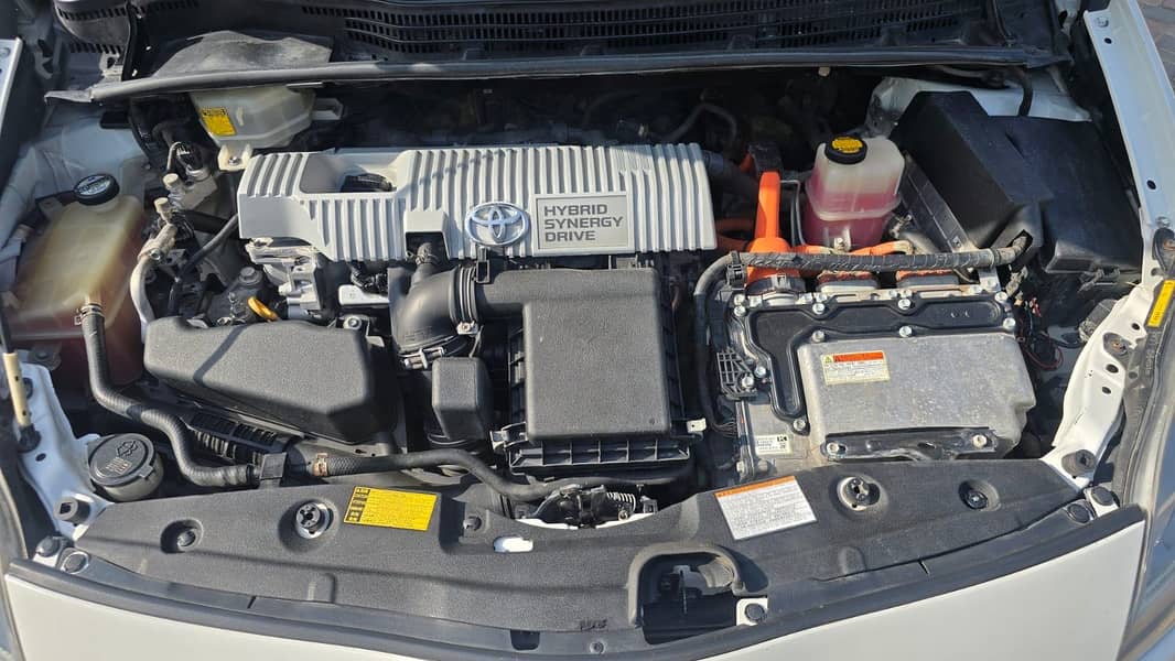 Toyota Prius 2014 7
