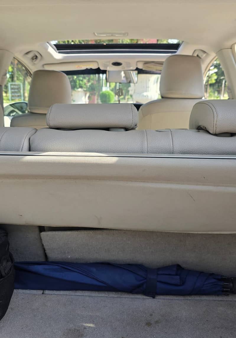 Toyota Prius 2014 12