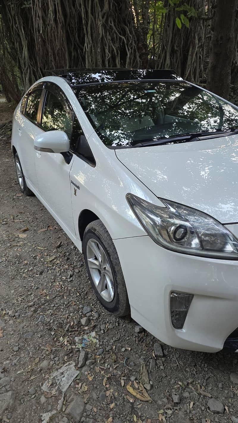 Toyota Prius 2014 17