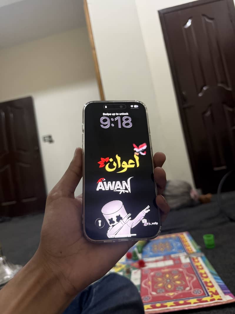 Apple iPhone 16 Pro Max 3