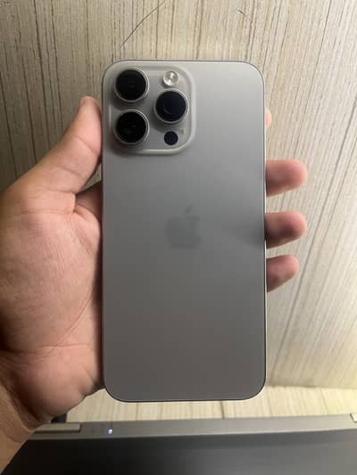 Apple iPhone 15 Pro Max